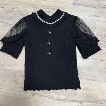 앙크루즈 컷티셔츠 블랙 상의 블라우스