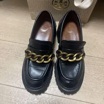자라 체인 블랙 로퍼 35