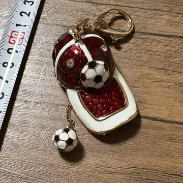축구 모자 및 공 키링