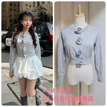 자신을 위한 장미 꽃 모티프 카디건
