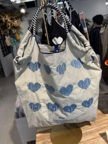 하트 무늬 나일론 에코백 고베 한정판