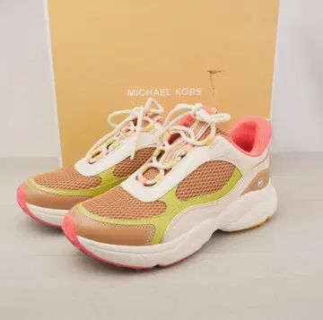 새상품급 마이클코어스 KATRINA 스니커즈 24.5cm