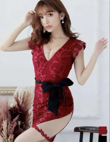 JEWELS 블랙 자수 드레스 사이즈 L