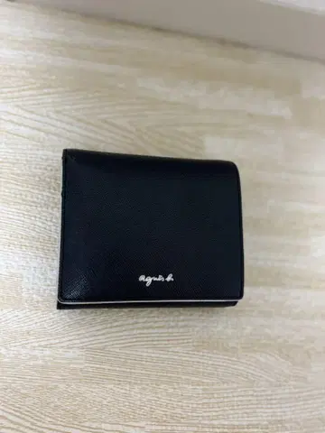 에네스베 지갑