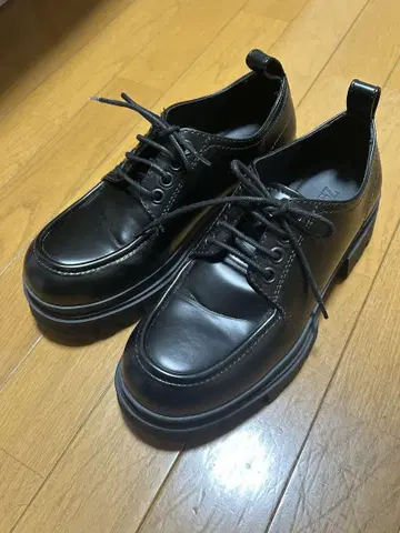 Zara 로퍼