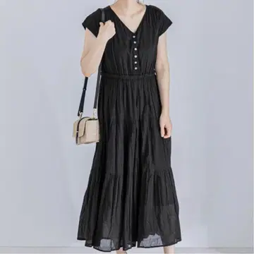 새상품 어반 리서치 프렌치 슬리브 티어드 코튼 원피스 블랙