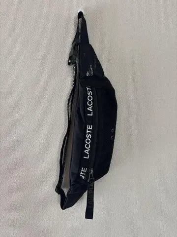 라코스테 바디백 블랙