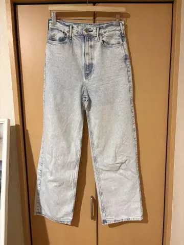 upper hights 라이트 블루 스트레이트 데님