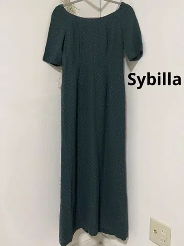 Sybilla 시빌라 스퀘어 넥 도트 롱 원피스 42 빅 사이즈