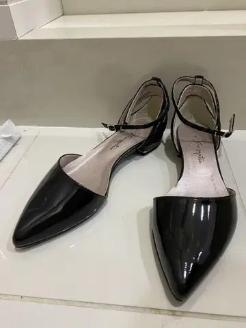 긴자 카네마츠 스틸레토 플랫 슈즈 24.5cm