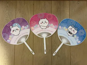 치이카와 (먼작귀) 쿠라스시 부채 3개, 캔뱃지 1개