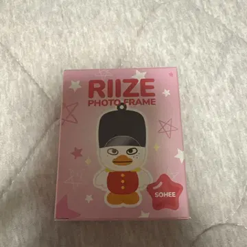 RIIZE 팝업 사진 프레임 소희