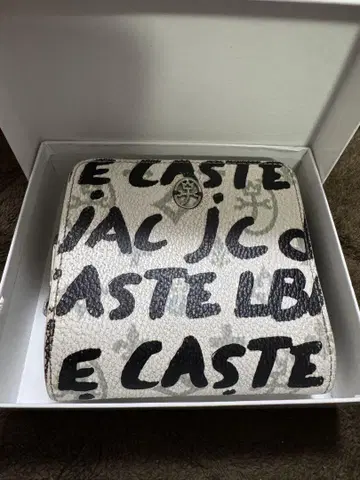 까스텔바작 CASTELBAJAC 화이트 블랙