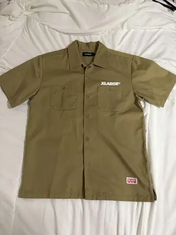 XLARGE 카키 반팔 셔츠