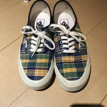 새상품급 VANS 애너하임 오센틱 체크 STYLE44