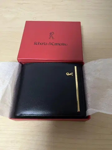 Roberta di Camerino 블랙 두겹 지갑 미사용