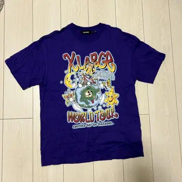 XLARGE 프린트 티셔츠 보라색