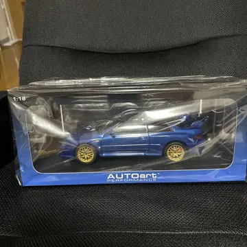 AUTOart 1/18 스바루 임프레자 22B