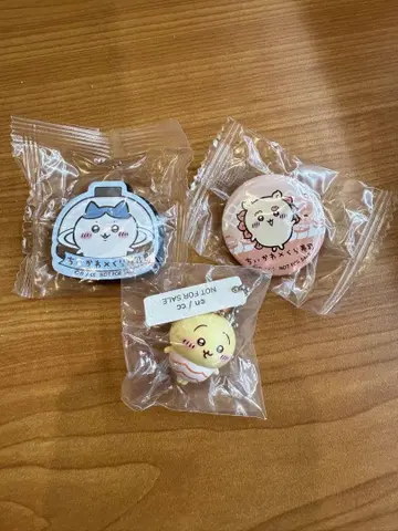 쿠라스시 치이카와 (먼작귀) 토끼 피규어 마그넷 하치와레 시사 캔뱃지
