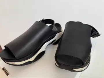 래드 뮤지션 가죽 샌들