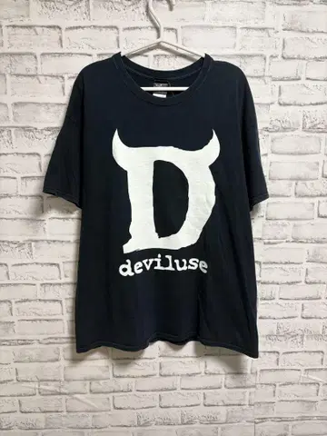 Deviluse XL 블랙 티셔츠 빅 로고 데빌