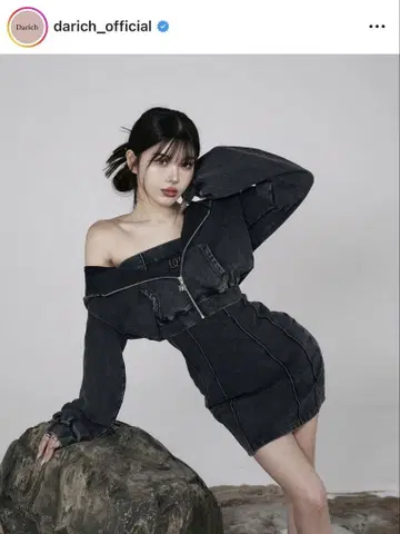 Darich 로고 가죽 맨투맨 앙상블 원피스 & 후드티