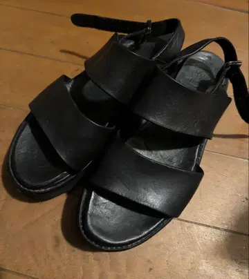 guidi 블랙 가죽 샌들 42 샤크 밑창