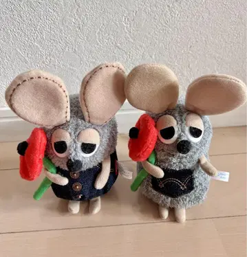 프레데릭 봉제 인형