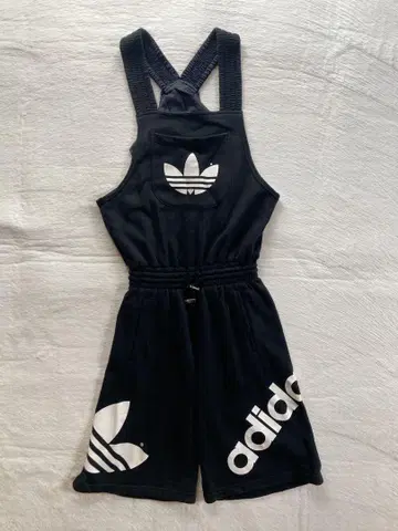 아디다스 adidas 로고 프린트 숏 올인원 맨투맨