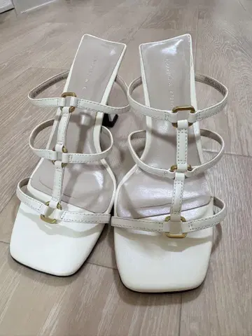 찰스앤키스 하이힐 23cm