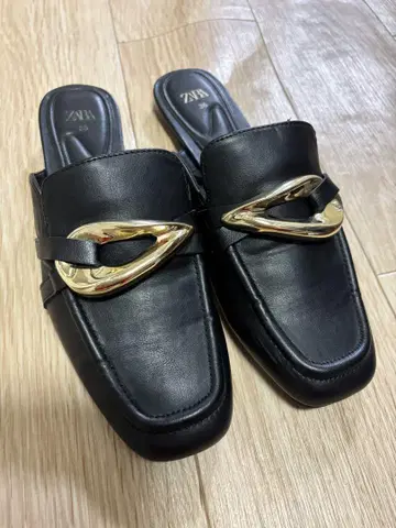 자라 블랙 뮬 로퍼 체인 36 사이즈