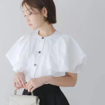 regleam 리그림 턱 슬리브 벌룬 블라우스 Very 콜라보