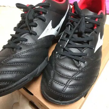 모나르시다 네오 풋살화 Mizuno