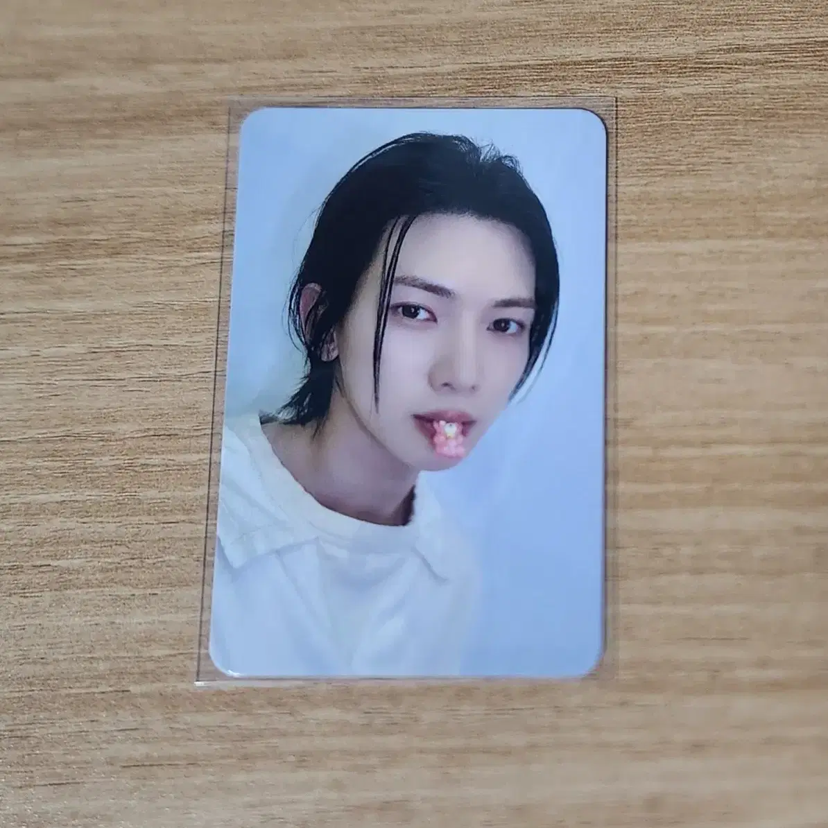 ATEEZ | 에이티즈 Ateez Makestar Hoodie ver. photocard on