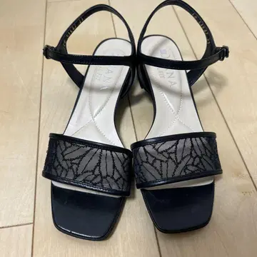 DIANA 다이애나 샌들 23cm