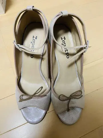레페토 미사용 새상품 힐 펌프스