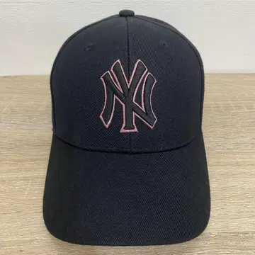MLB Korea 양키스 캡 블랙 핑크