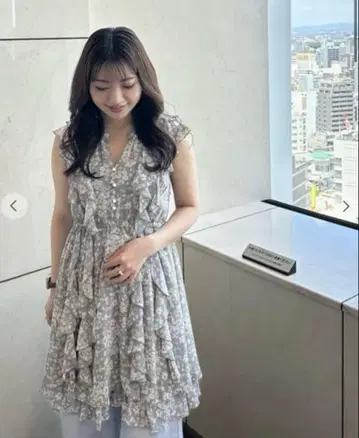 코코딜 프릴 미니 원피스