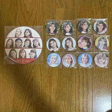 Niziu 캔뱃지