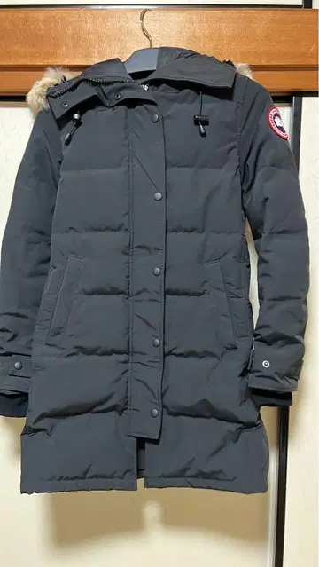 Canada Goose 그레이 다운 자켓 M
