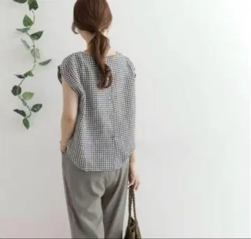 린넨 체크 후면 단추 블라우스 깅엄 체크