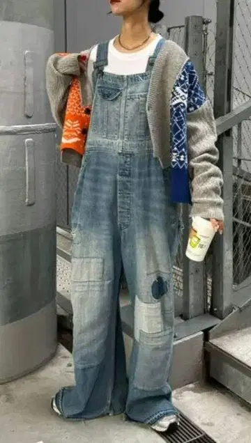 에신타 오버 올 새상품급