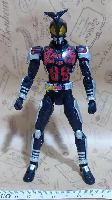가면라이더 다크 카부토 S.H. Figuarts 피규아트 정크