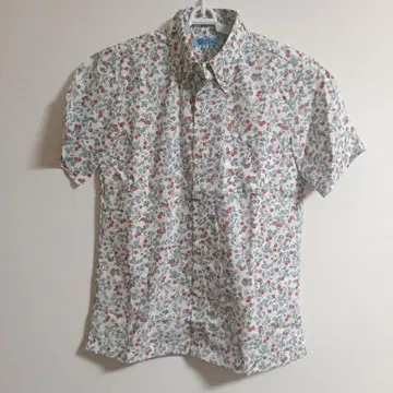 Shisa Tropical Wear 반팔 셔츠 M 사이즈 플라워 프린트