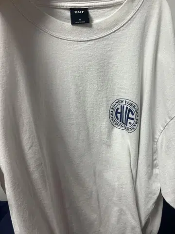 HUF XL 화이트 티셔츠 로고 프린트
