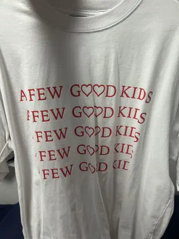 a few Goodkids 화이트 티셔츠