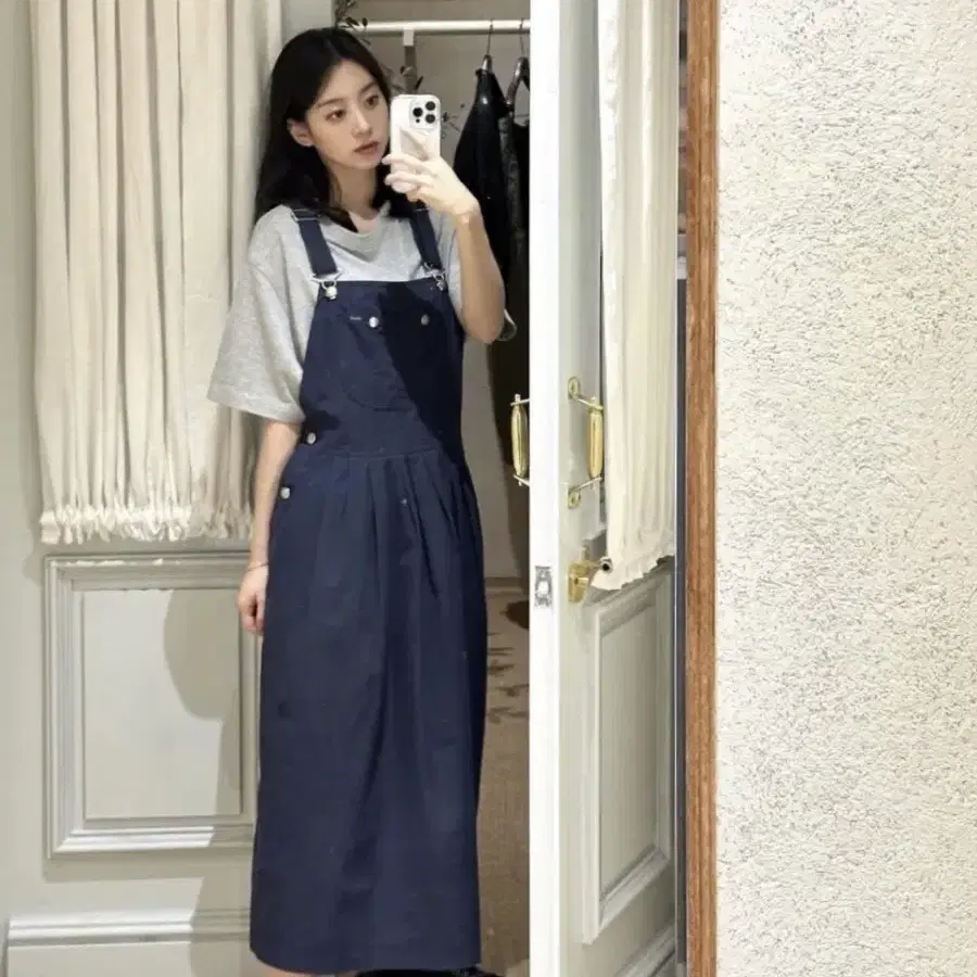 Low Classic Love Park T-shirt - Jennie / IU worn #로우클래식