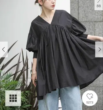 볼륨 개더 원피스 블랙 반소매