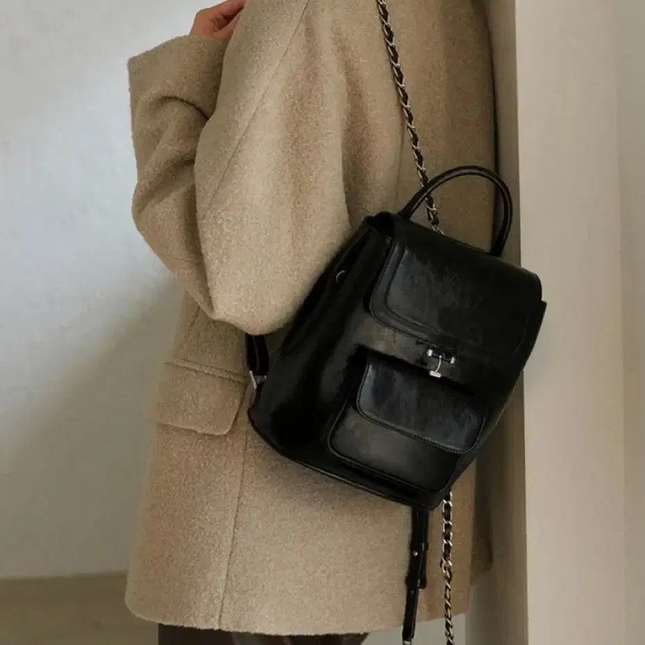 Noirnine Bebe chain and leather backpack #누아르나인,#누아르