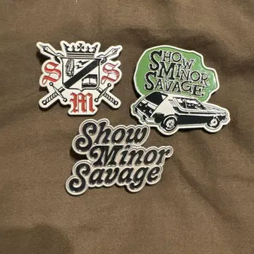 SHOW MINOR SAVAGE 핀 배지
